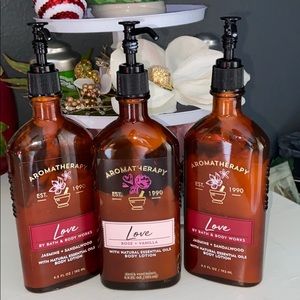 Bath & Body Works Aromatherapy lotion